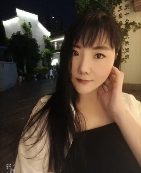 服务好小少妇