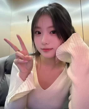 深圳高端小美女