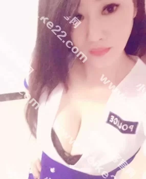 南宁金湖路约炮晓晓奶子真大