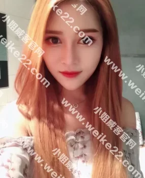 19岁得清纯高端兼职美女分享给兄弟们！