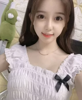 少妇勾魂,学生妹索命。