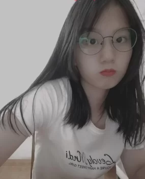 操了个气质女神,粉红粉嫩多汁,很乖很配合